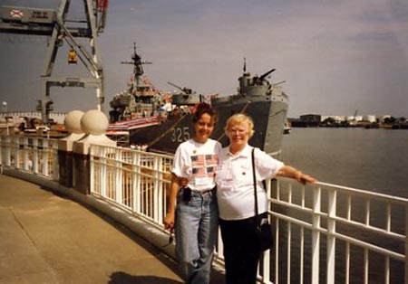 LST_2001_MOBILE019
