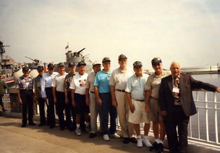 LST_2001_MOBILE024